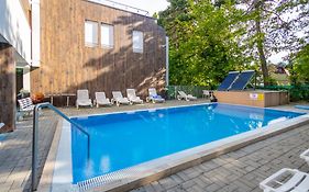 Lido Apartmanok By Bltn Balatonlelle